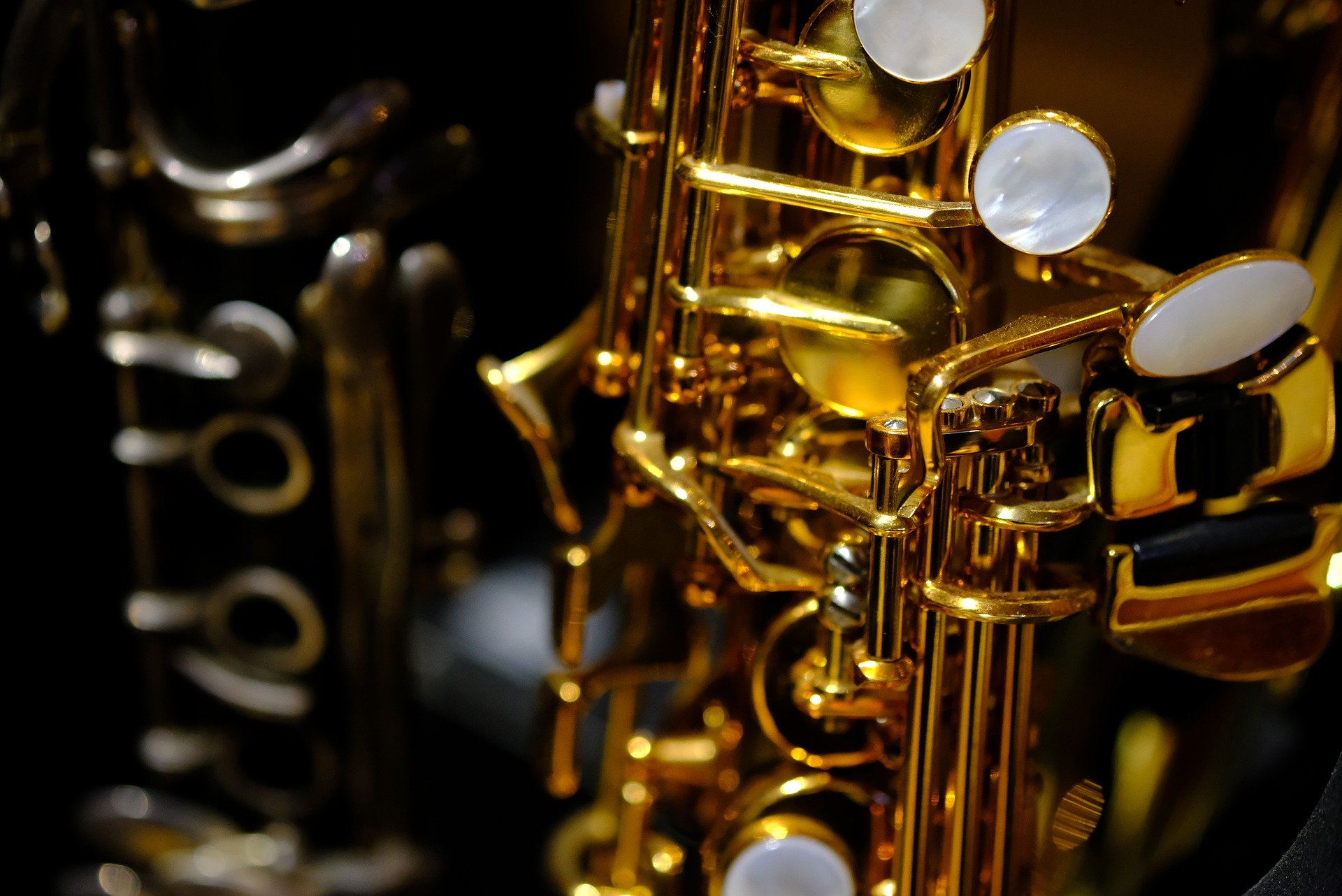 sax-4372140_1920